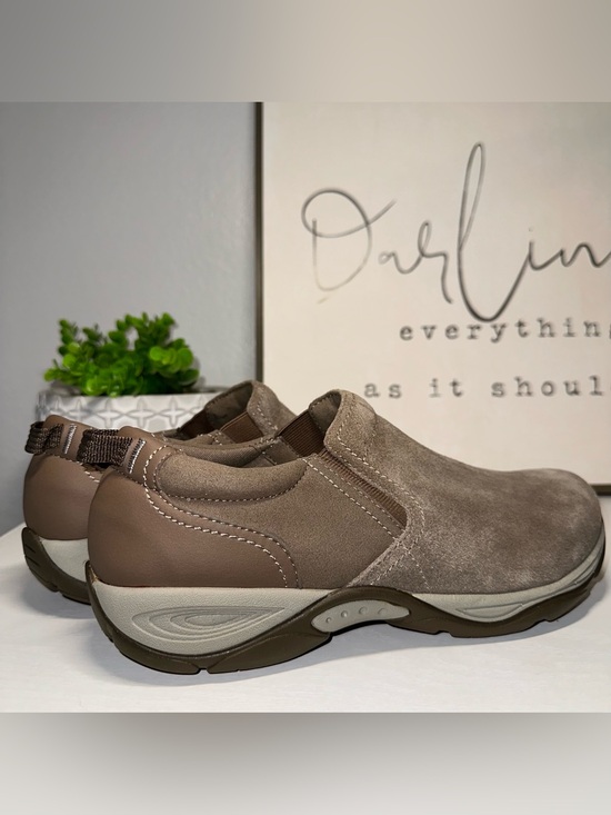 Easy Spirit Shoes - Easy Spirit Women’s Suede Slip-On Walking Shoes Taupe Size 9W New Without Tags